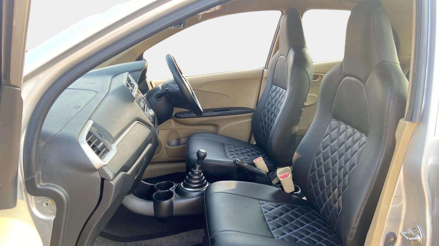 2018 Honda Brio S(O) MT, Petrol, Manual, 75,814 km, Right Side Front Door Cabin