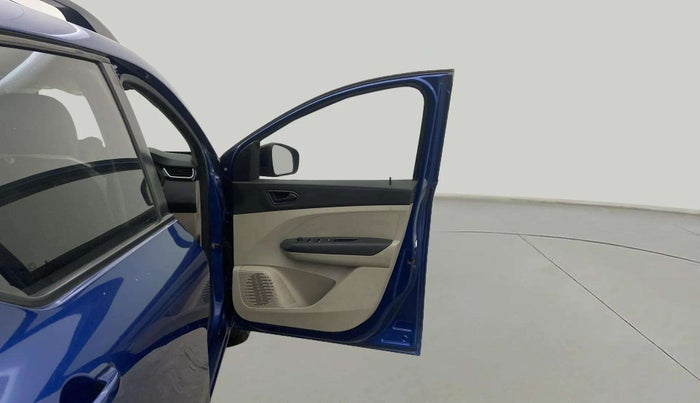 2022 Renault TRIBER RXT AMT, Petrol, Automatic, 19,210 km, RHS Front Door