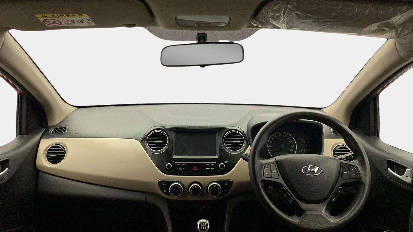 2019 Hyundai Grand i10 SPORTZ 1.2 KAPPA VTVT, Petrol, Manual, 67,430 km, Dashboard