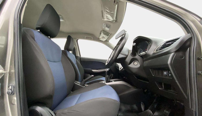 2019 Maruti Baleno DELTA PETROL 1.2, CNG, Manual, 79,930 km, Right Side Front Door Cabin