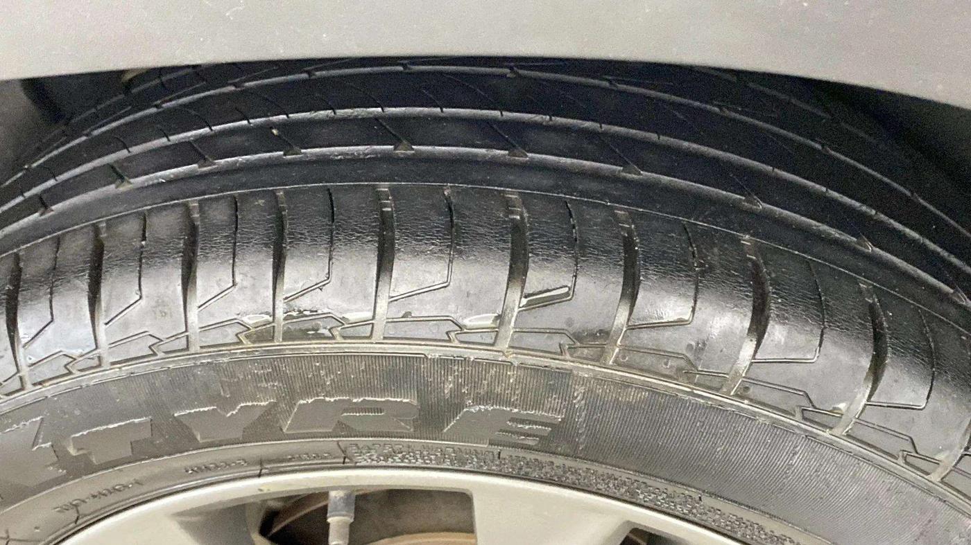 2021 KIA SELTOS HTX IVT 1.5 PETROL, Petrol, Automatic, 38,096 km, Left Front Tyre Tread