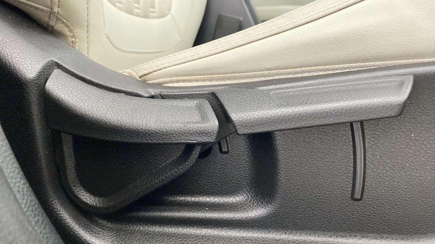 2021 KIA SELTOS HTX IVT 1.5 PETROL, Petrol, Automatic, 38,096 km, Driver Side Adjustment Panel