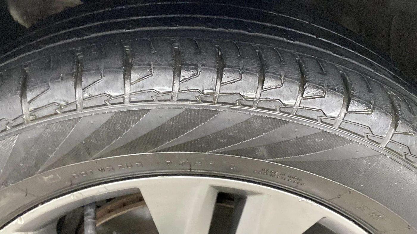2021 KIA SELTOS HTX IVT 1.5 PETROL, Petrol, Automatic, 38,096 km, Left Rear Tyre Tread