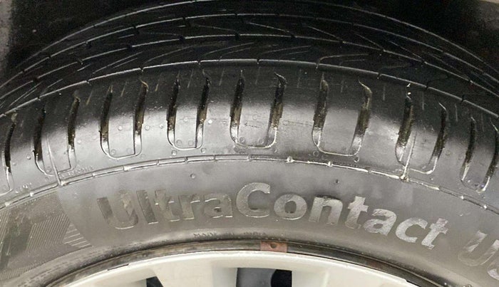2016 Maruti Ciaz VXI+, Petrol, Manual, 24,286 km, Right Rear Tyre Tread