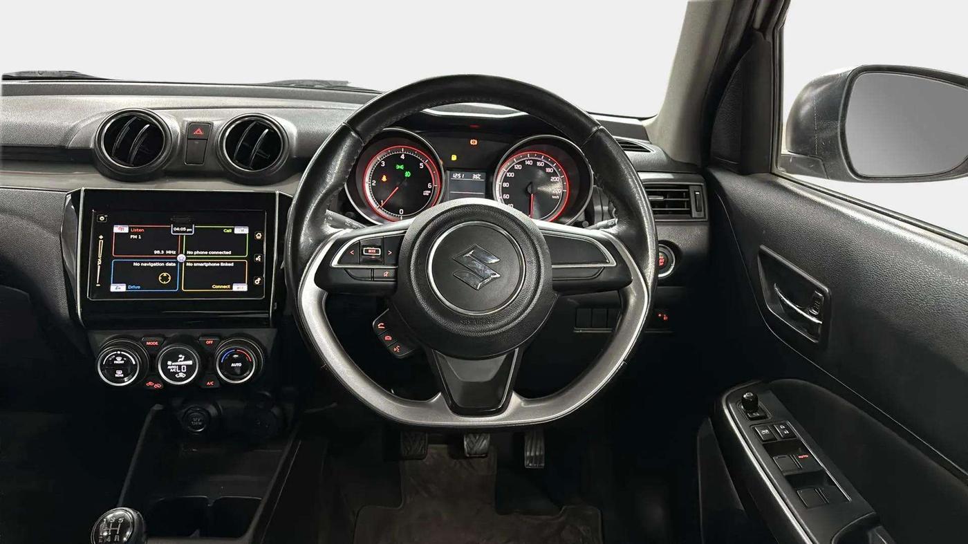 2019 Maruti Swift ZDI PLUS, Diesel, Manual, 51,259 km, Steering Wheel Close Up