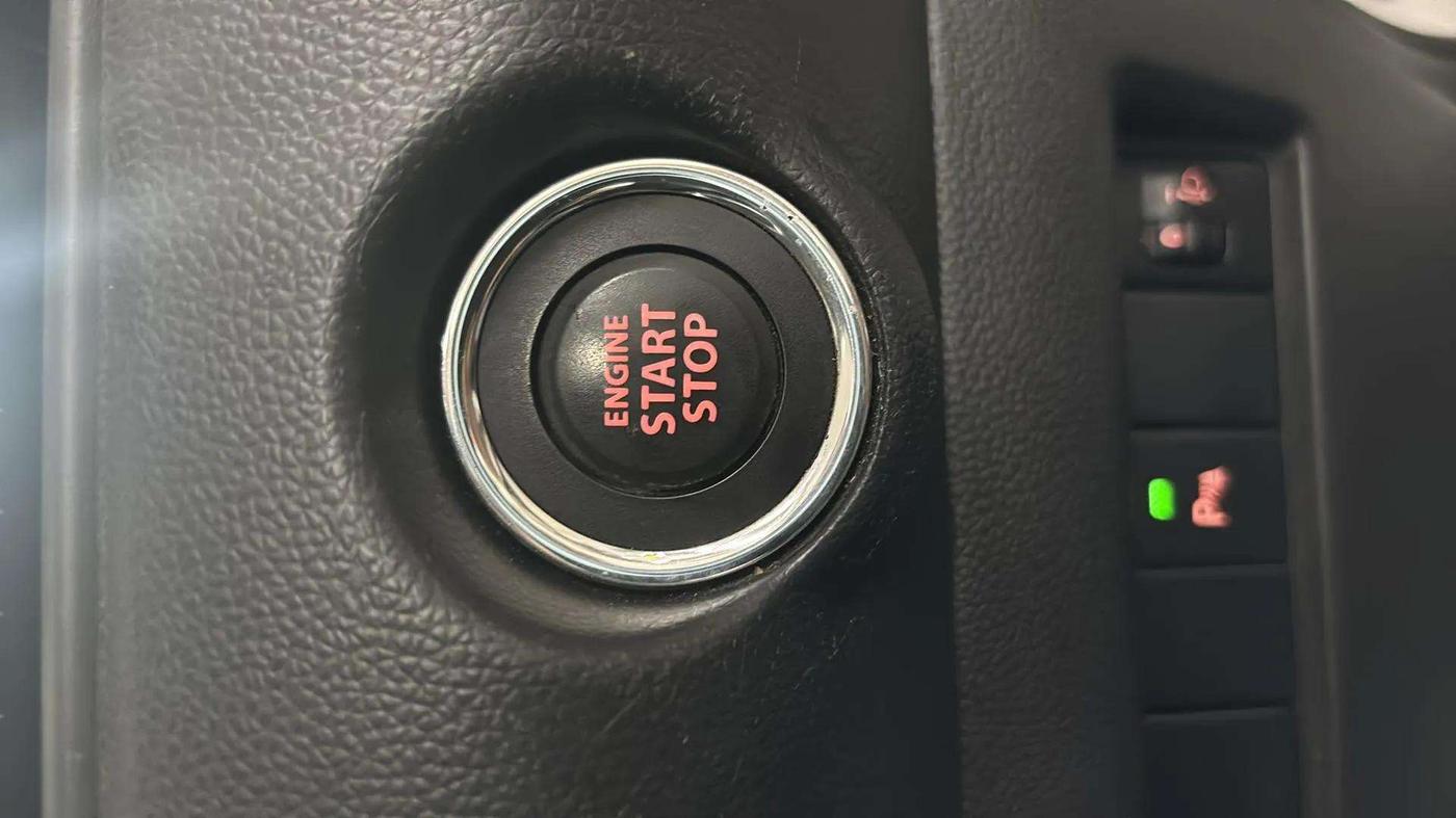 2019 Maruti Swift ZDI PLUS, Diesel, Manual, 51,259 km, Keyless Start/ Stop Button
