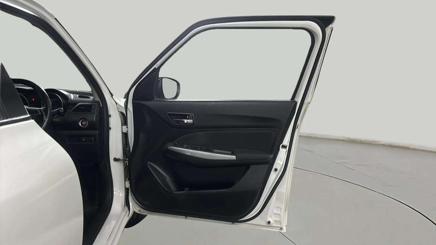 2019 Maruti Swift ZDI PLUS, Diesel, Manual, 51,259 km, RHS Front Door