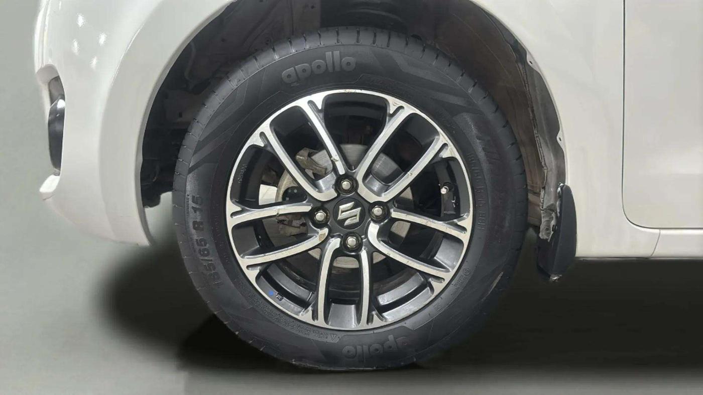 2019 Maruti Swift ZDI PLUS, Diesel, Manual, 51,259 km, Left Front Wheel