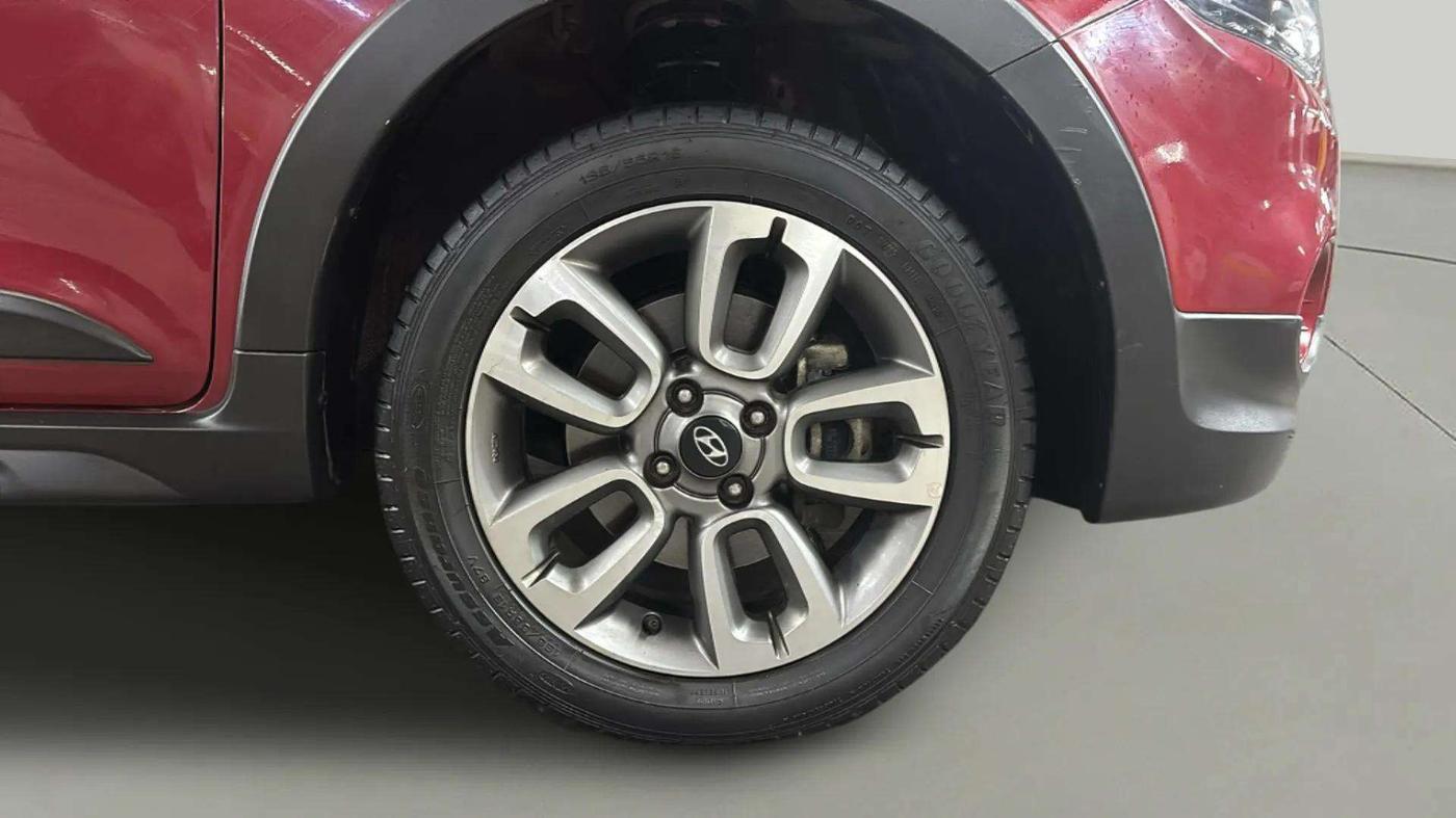2016 Hyundai i20 Active 1.2 S, Petrol, Manual, 30,316 km, Right Front Wheel