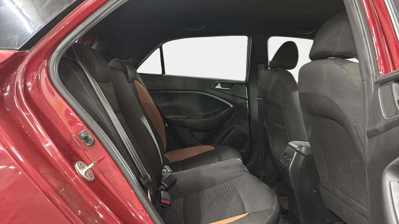 2016 Hyundai i20 Active 1.2 S, Petrol, Manual, 30,316 km, Right Side Rear Door Cabin