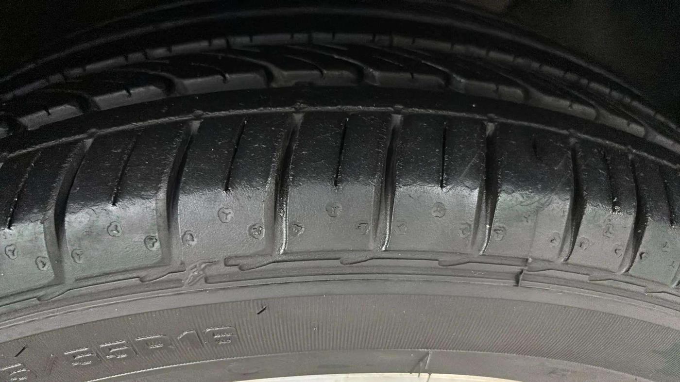2016 Hyundai i20 Active 1.2 S, Petrol, Manual, 30,316 km, Right Front Tyre Tread