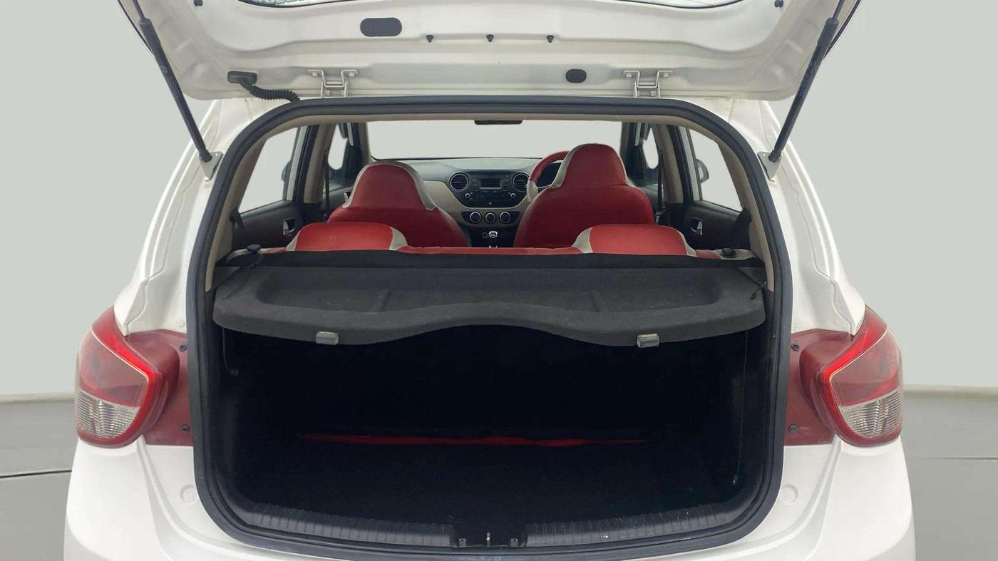 2016 Hyundai Grand i10 SPORTZ 1.2 KAPPA VTVT, Petrol, Manual, 14,292 km, Boot Open Zoomed View