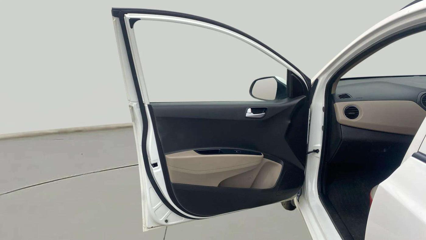 2016 Hyundai Grand i10 SPORTZ 1.2 KAPPA VTVT, Petrol, Manual, 14,292 km, LHS Front Door