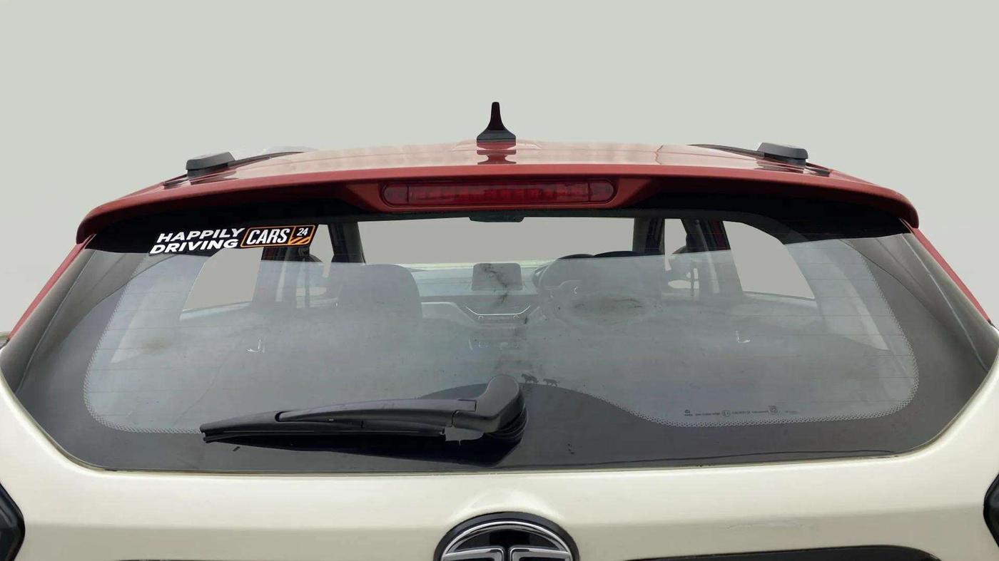 2018 Tata NEXON XZA PLUS PETROL, Petrol, Automatic, 56,362 km, Rear Windshield