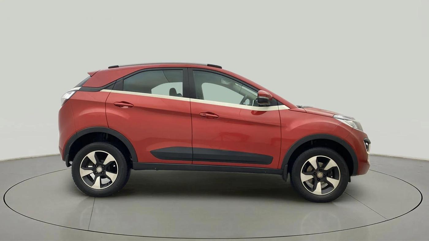 2018 Tata NEXON XZA PLUS PETROL, Petrol, Automatic, 56,362 km, Right Side View