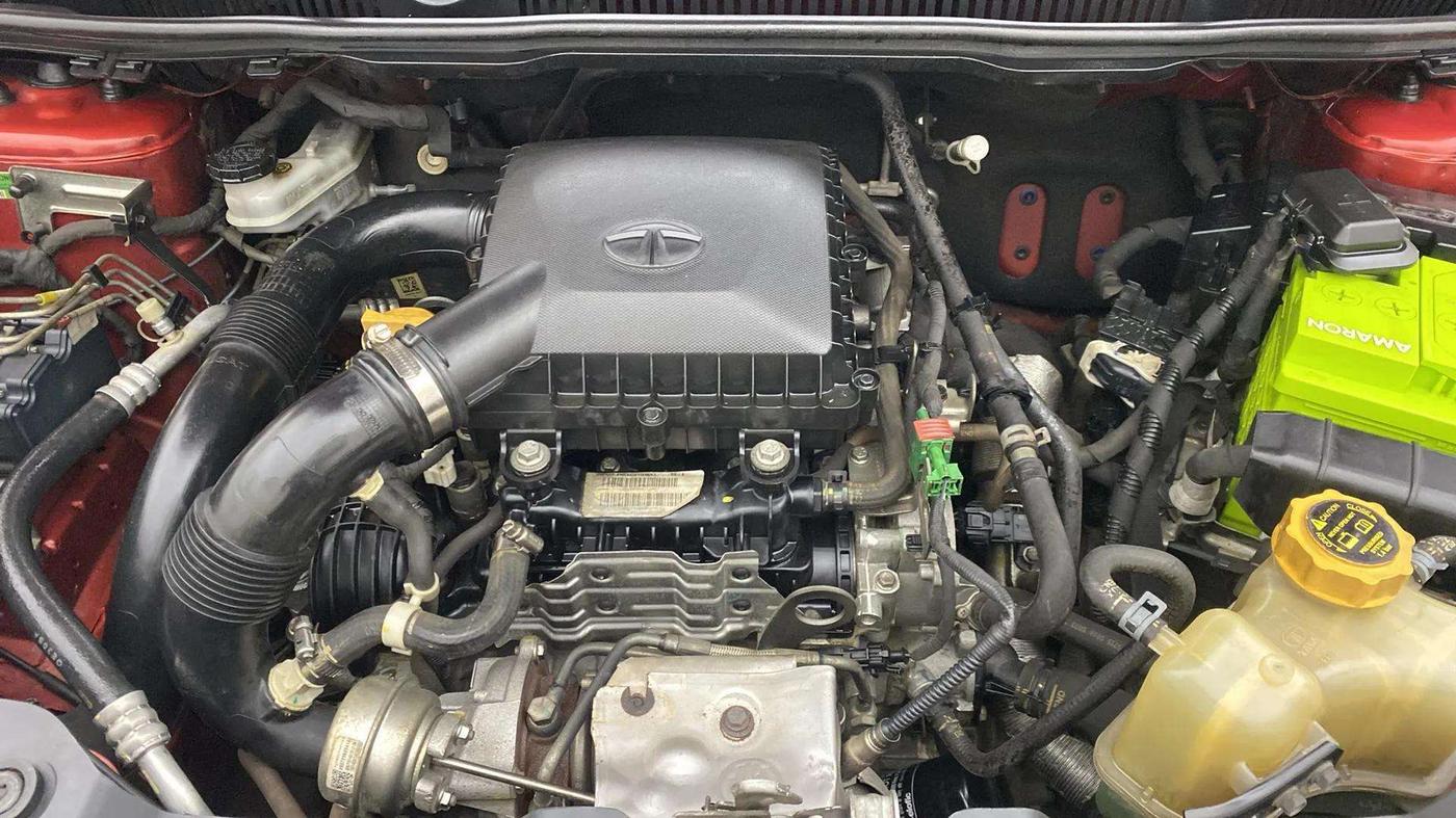 2018 Tata NEXON XZA PLUS PETROL, Petrol, Automatic, 56,362 km, Engine View