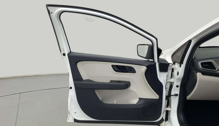 2022 Tata ALTROZ XT PETROL, Petrol, Manual, 23,334 km, LHS Front Door