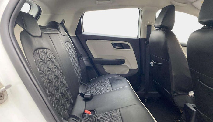2022 Tata ALTROZ XT PETROL, Petrol, Manual, 23,334 km, Right Side Rear Door Cabin