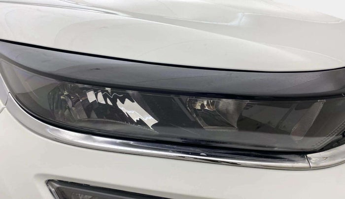 2022 Tata ALTROZ XT PETROL, Petrol, Manual, 23,334 km, Right headlight - Clamp has minor damage