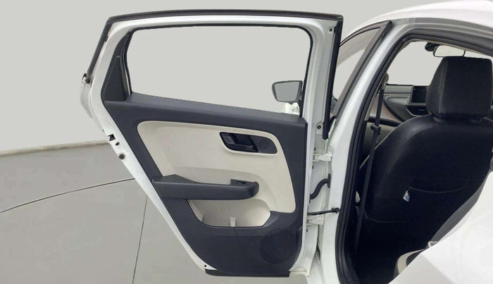 2022 Tata ALTROZ XT PETROL, Petrol, Manual, 23,334 km, LHS Rear Door