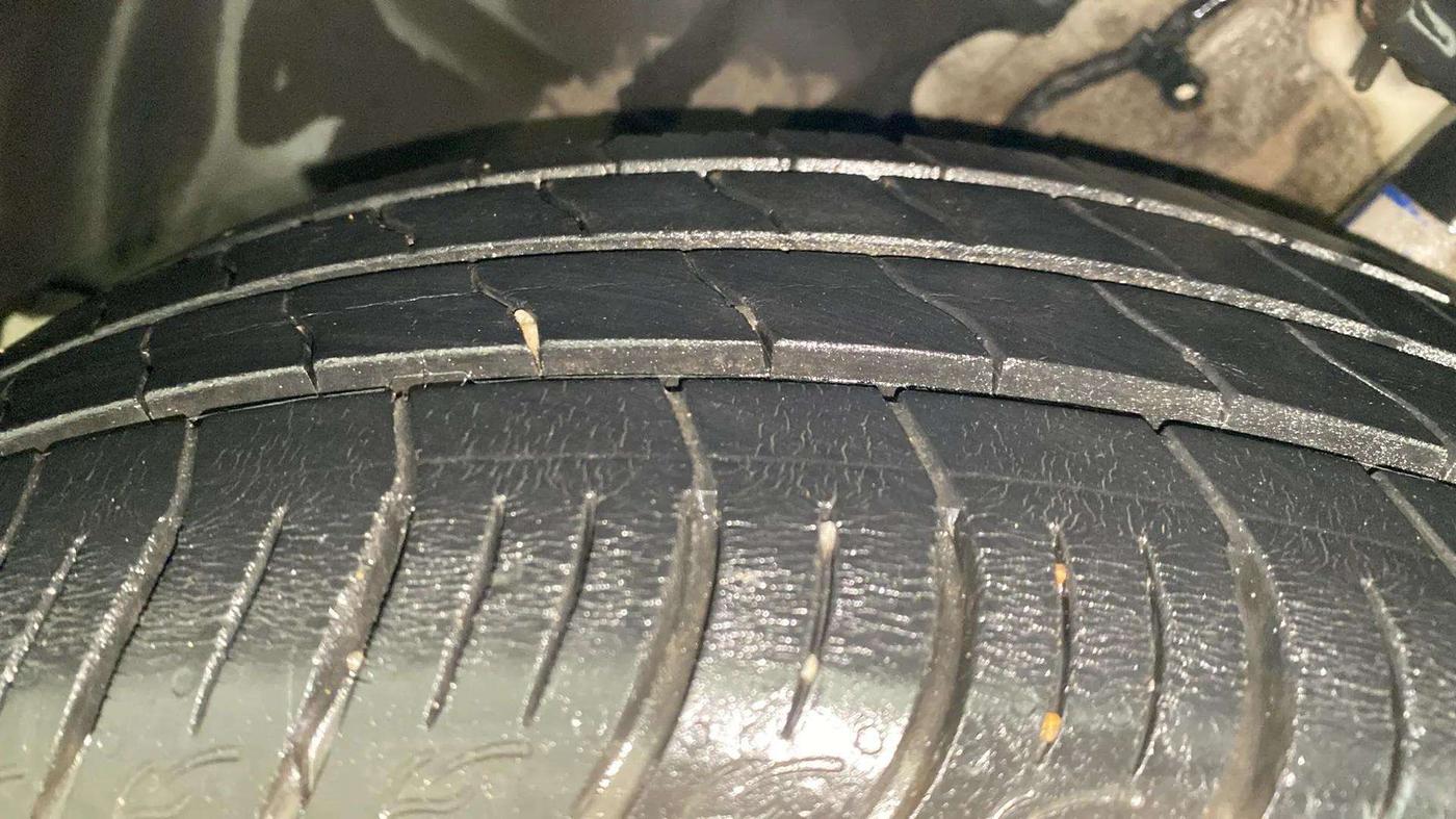 2022 Tata ALTROZ XT PETROL, Petrol, Manual, 23,334 km, Left Front Tyre Tread