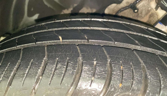 2022 Tata ALTROZ XT PETROL, Petrol, Manual, 23,334 km, Left Front Tyre Tread