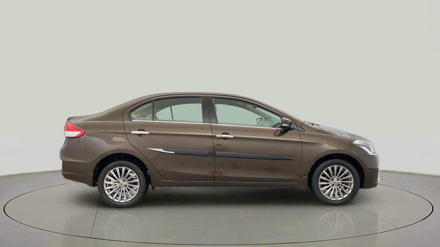 2015 Maruti Ciaz ZXI+, Petrol, Manual, 72,198 km, Right Side View