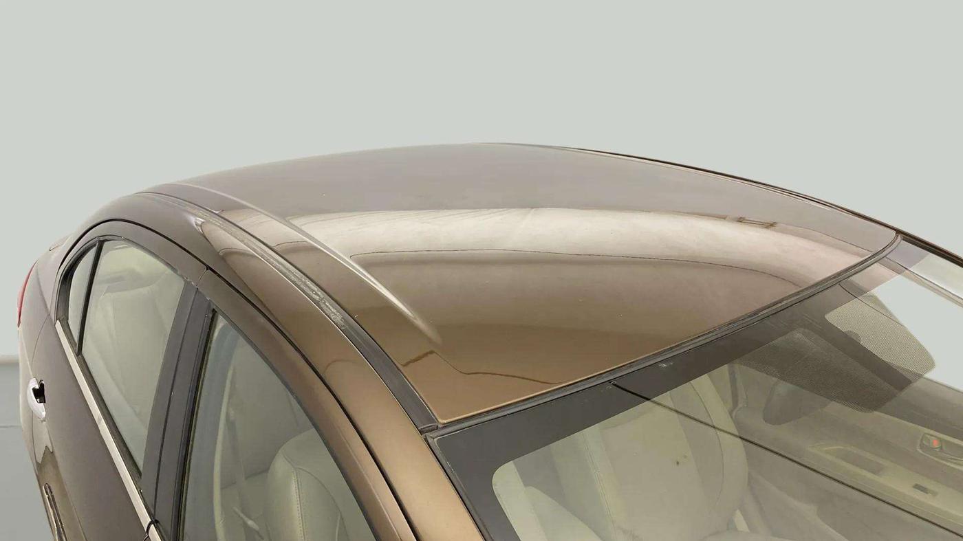 2015 Maruti Ciaz ZXI+, Petrol, Manual, 72,198 km, Roof