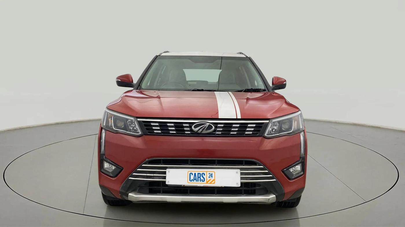 2020 Mahindra XUV300 W8 1.2 PETROL, Petrol, Manual, 33,830 km, Front