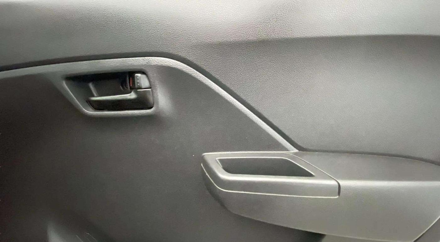 2022 Maruti Alto K10 VXI, Petrol, Manual, 33,671 km, Driver Side Door Panels Control