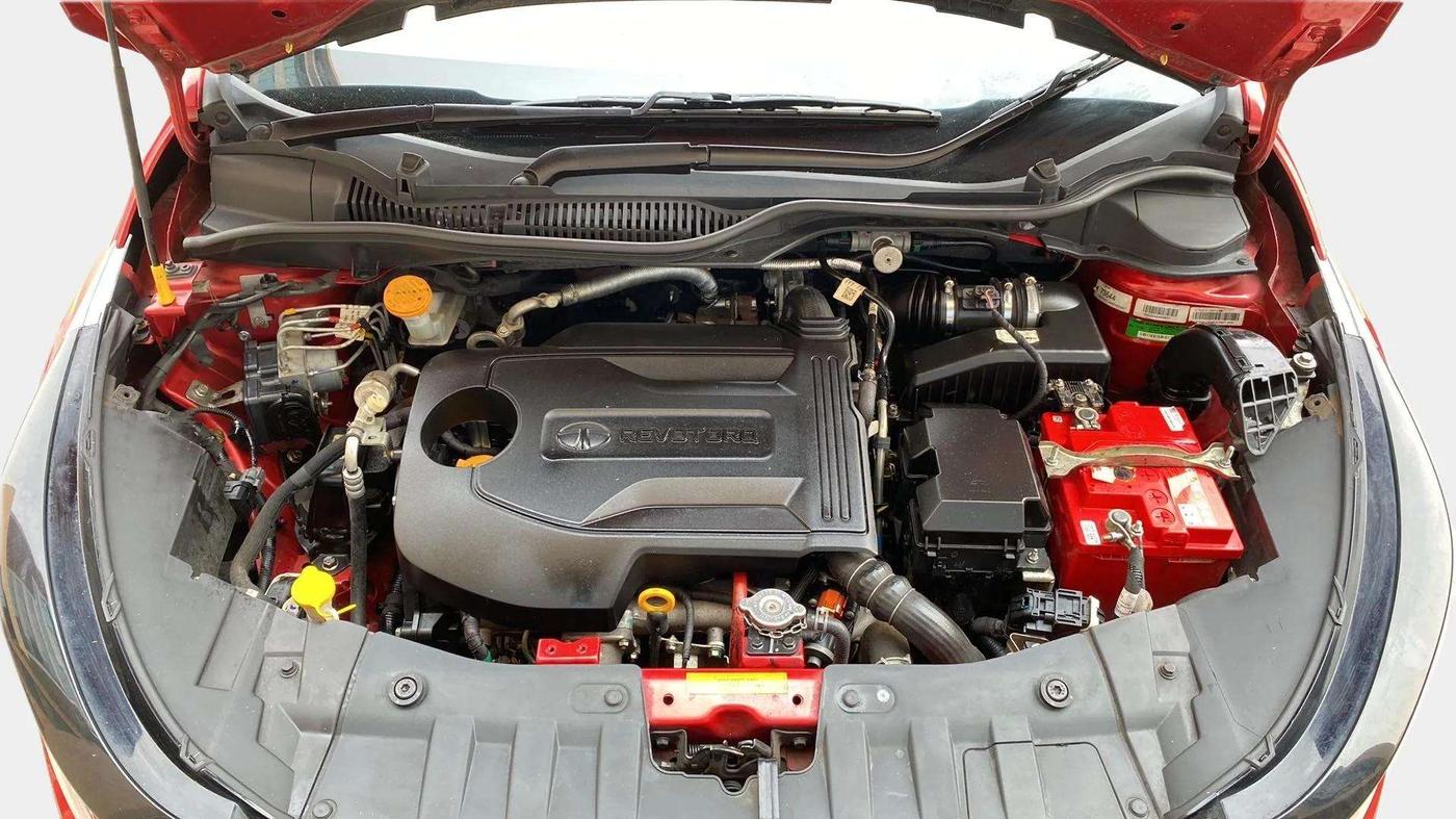 2021 Tata ALTROZ XT DIESEL, Diesel, Manual, 22,656 km, Open Bonet