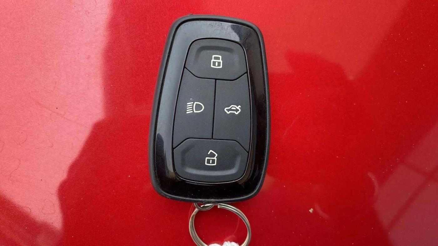 2021 Tata ALTROZ XT DIESEL, Diesel, Manual, 22,656 km, Key Close Up