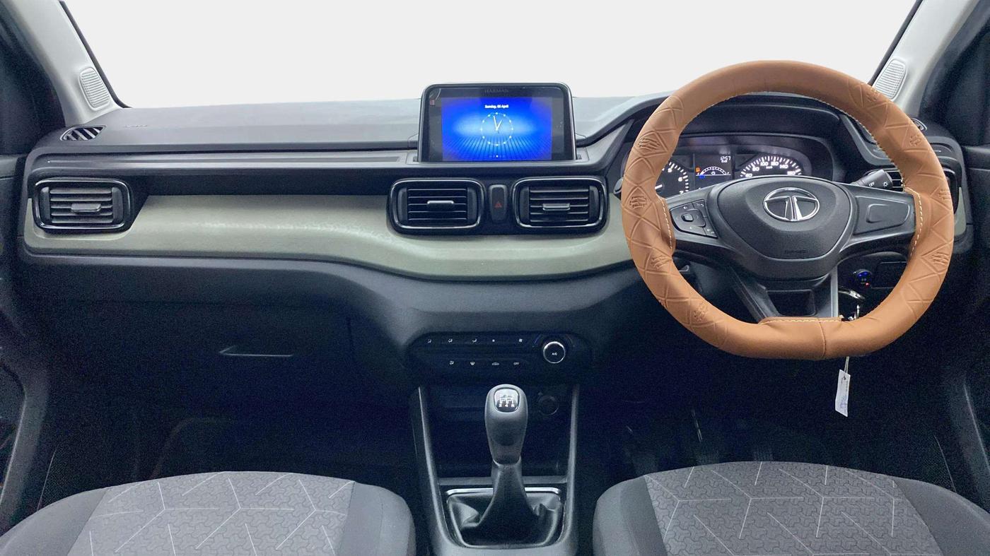 2023 Tata PUNCH ADVENTURE MT, CNG, Manual, 45,744 km, Dashboard