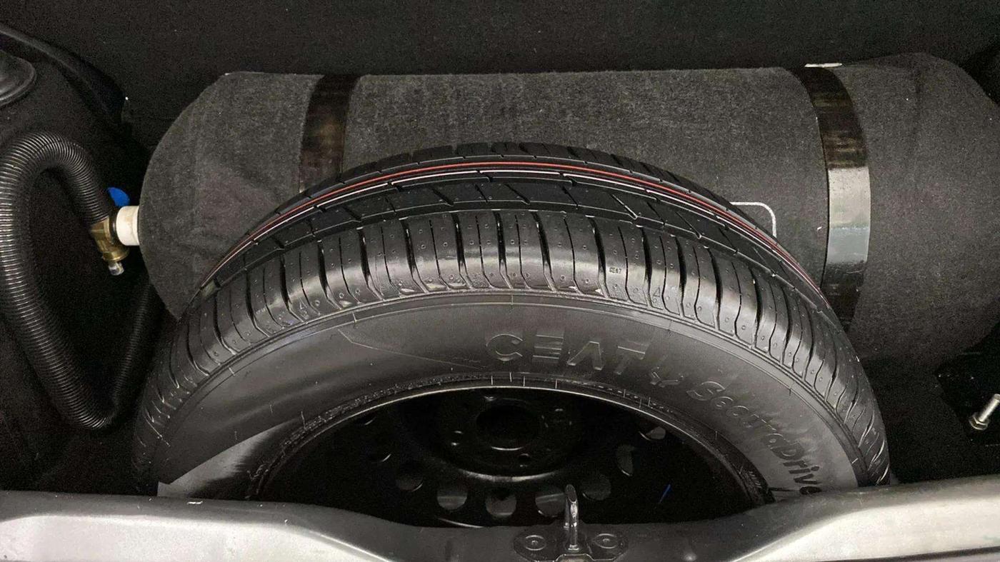 2023 Tata PUNCH ADVENTURE MT, CNG, Manual, 45,744 km, Spare Tyre