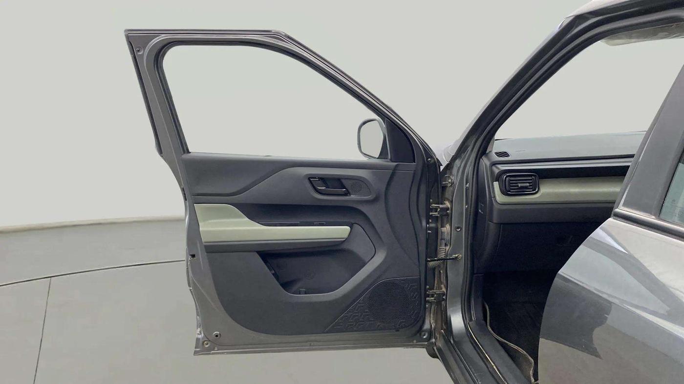 2023 Tata PUNCH ADVENTURE MT, CNG, Manual, 45,744 km, LHS Front Door