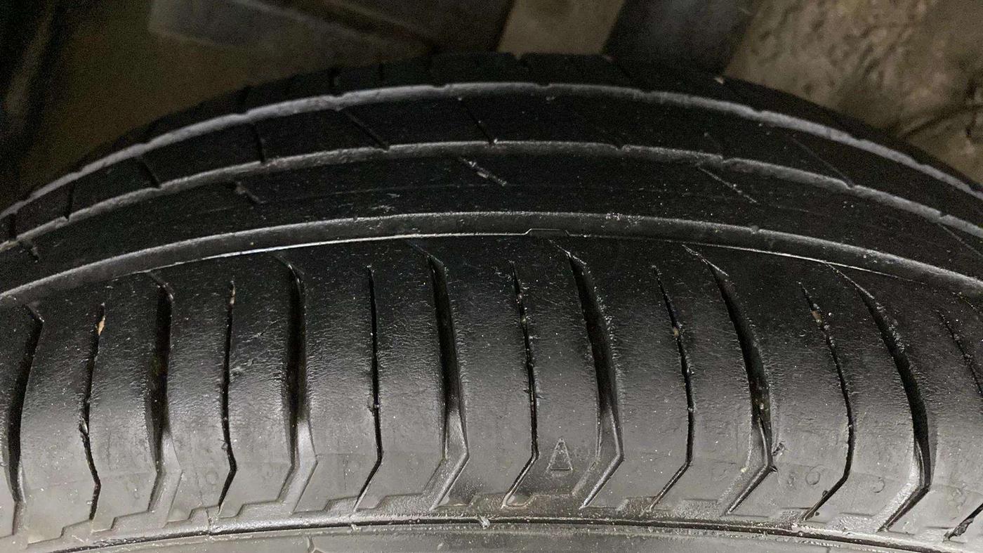 2023 Tata PUNCH ADVENTURE MT, CNG, Manual, 45,744 km, Right Rear Tyre Tread