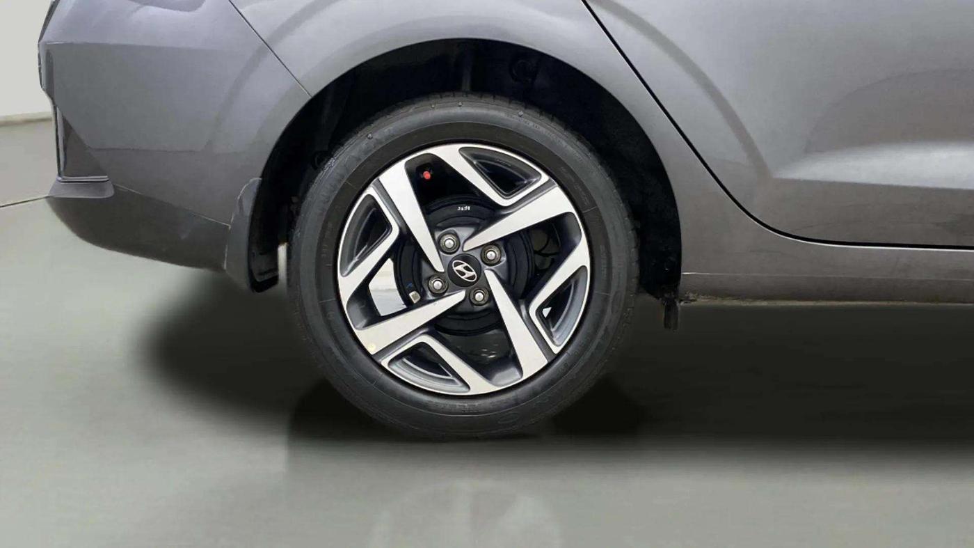 2021 Hyundai AURA SX PLUS 1.2 AMT, Petrol, Automatic, 63,557 km, Right Rear Wheel