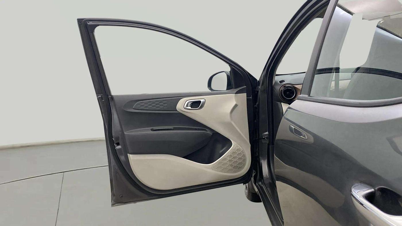 2021 Hyundai AURA SX PLUS 1.2 AMT, Petrol, Automatic, 63,557 km, LHS Front Door