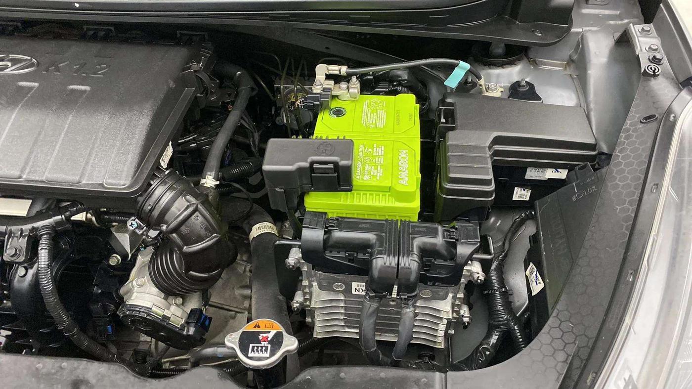 2021 Hyundai AURA SX PLUS 1.2 AMT, Petrol, Automatic, 63,557 km, Engine View - Left