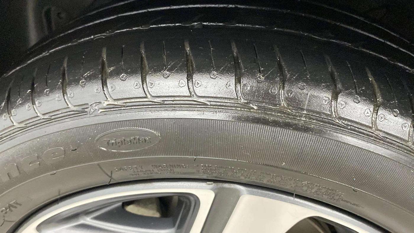 2021 Hyundai AURA SX PLUS 1.2 AMT, Petrol, Automatic, 63,557 km, Left Rear Tyre Tread