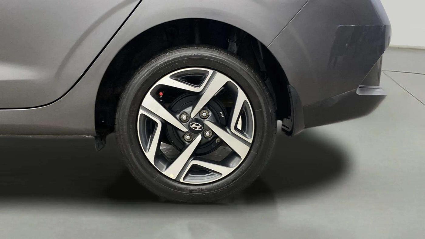 2021 Hyundai AURA SX PLUS 1.2 AMT, Petrol, Automatic, 63,557 km, Left Rear Wheel
