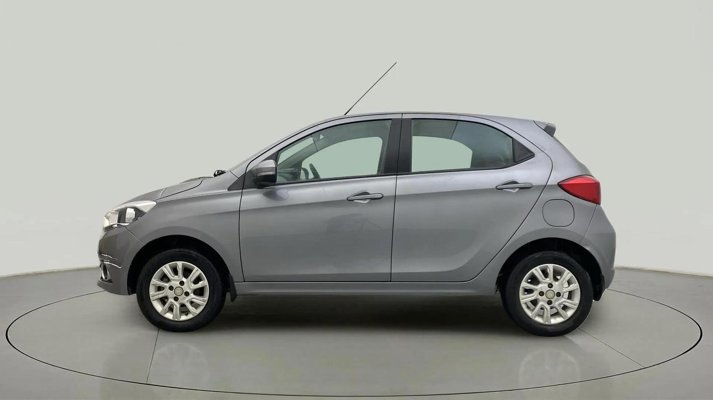 2018 Tata Tiago XZ PETROL, Petrol, Manual, 45,365 km, Left Side