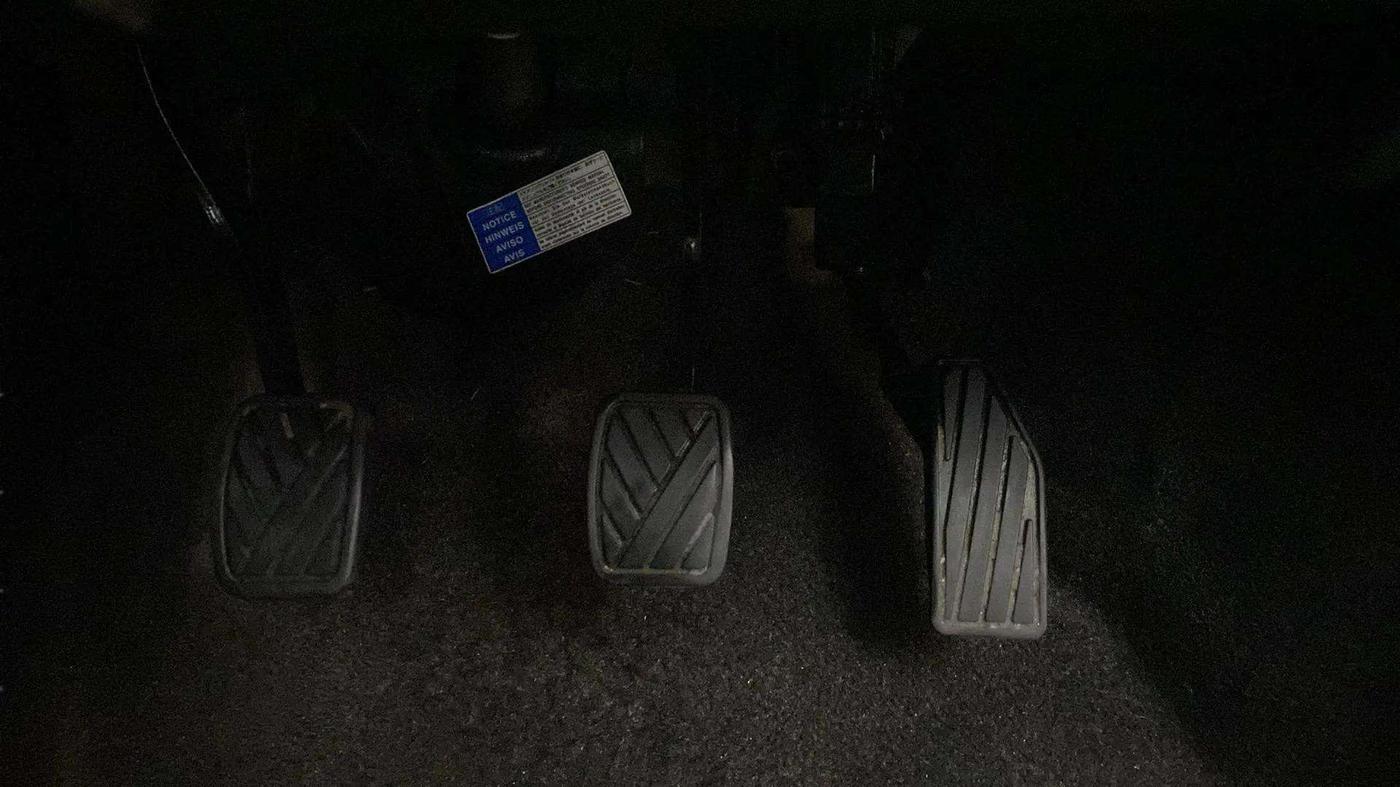 2019 Maruti Swift VDI, Diesel, Manual, 68,090 km, Pedals