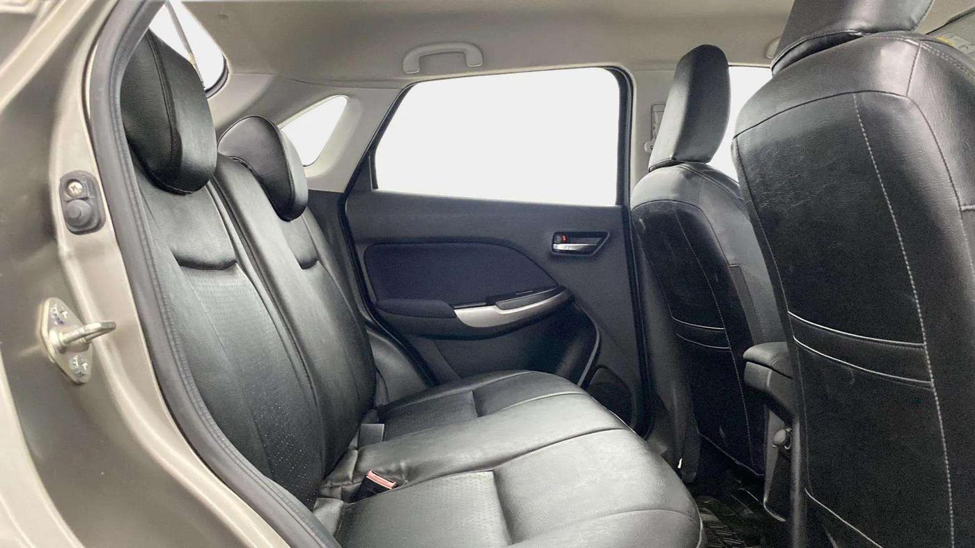 2020 Toyota Glanza G, Petrol, Manual, 20,224 km, Right Side Rear Door Cabin