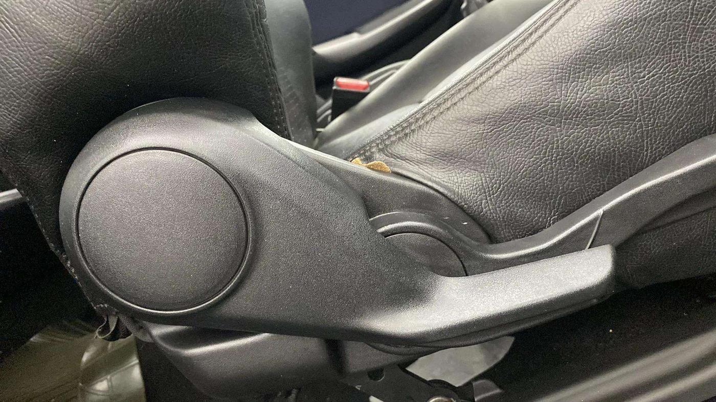 2020 Toyota Glanza G, Petrol, Manual, 20,224 km, Driver Side Adjustment Panel