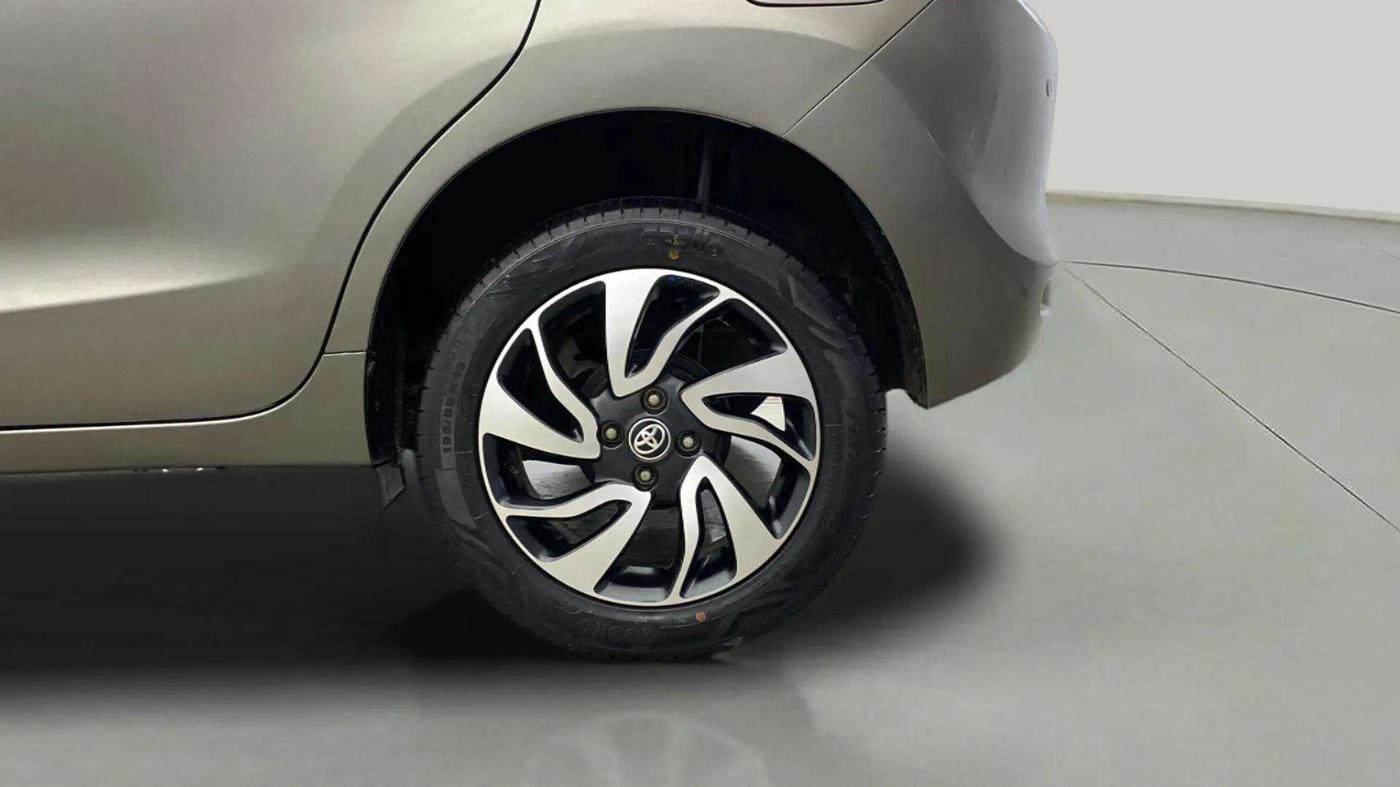 2020 Toyota Glanza G, Petrol, Manual, 20,224 km, Left Rear Wheel