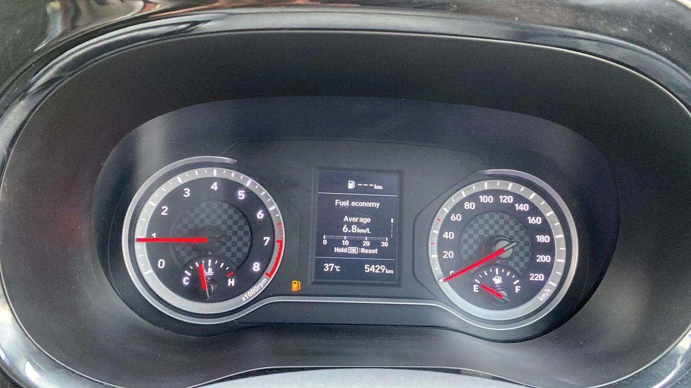 2023 Hyundai GRAND I10 NIOS SPORTZ 1.2 KAPPA VTVT, Petrol, Manual, 5,417 km, Odometer Image