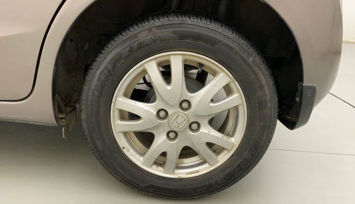 2015 Honda Brio VX AT, Petrol, Automatic, 44,303 km, Left Rear Wheel