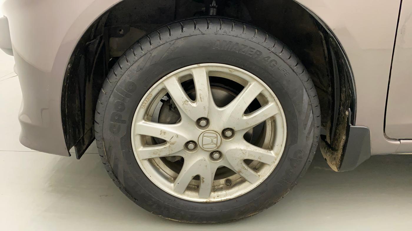 2015 Honda Brio VX AT, Petrol, Automatic, 44,303 km, Left Front Wheel