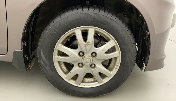 2015 Honda Brio VX AT, Petrol, Automatic, 44,303 km, Right Front Wheel
